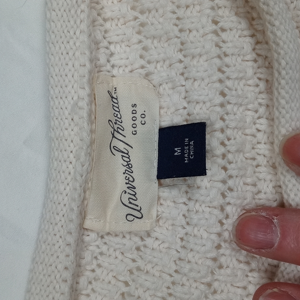 Universal Thread Womens Medium Sweater - image 2